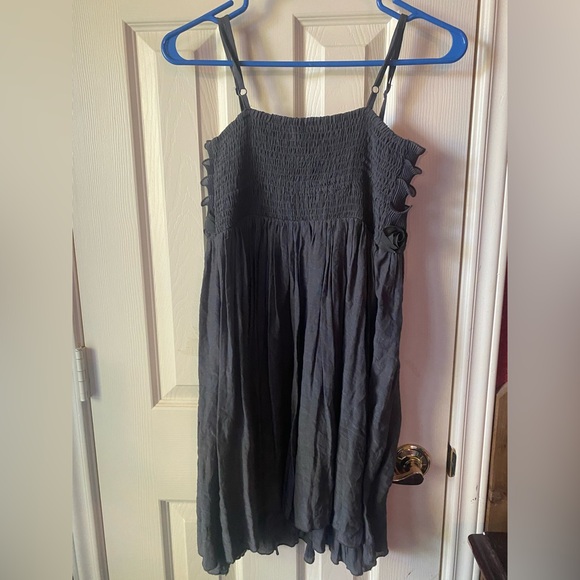 Ya Los Angeles grey mini dress with ruffles, and flowers very y2k junior size M - Picture 4 of 7
